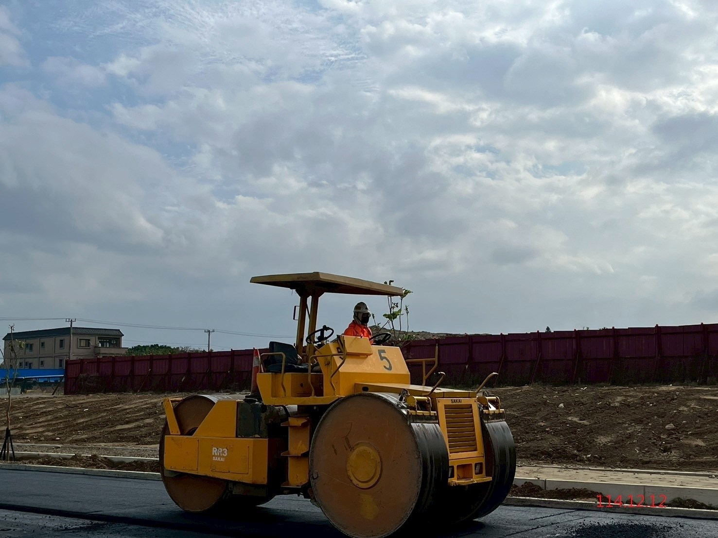 114-12-第4工區：里程29K 130-880瀝青混凝土第二～四層鋪築.jpg