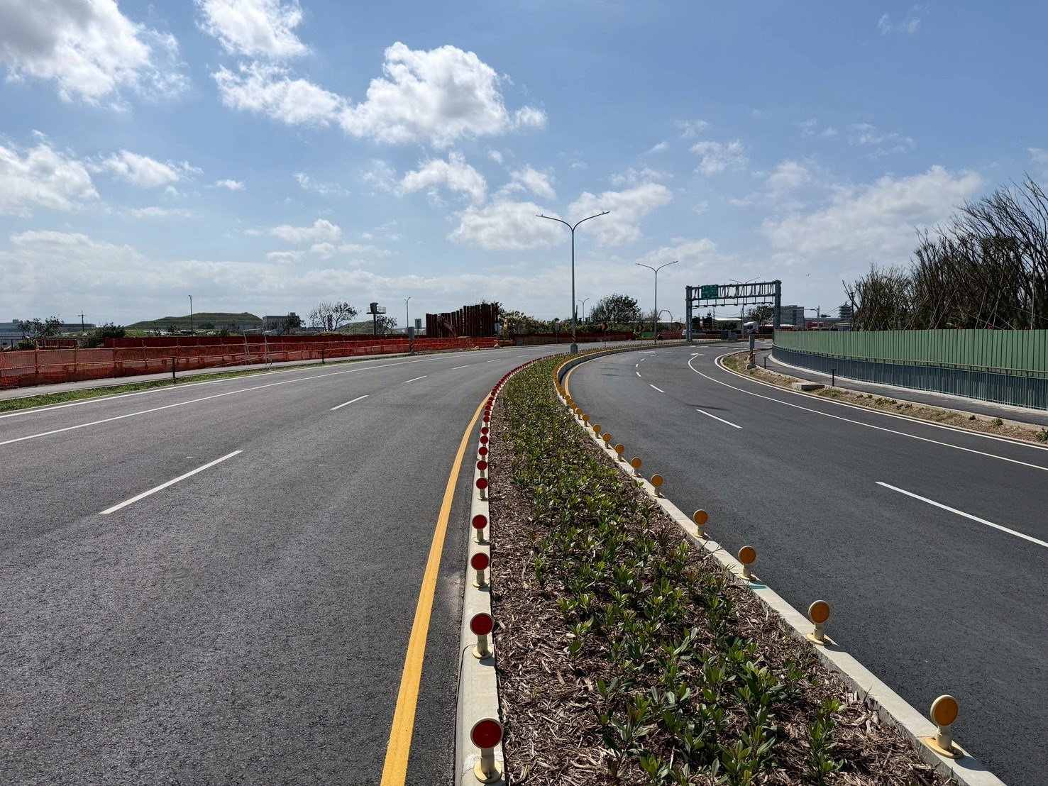 32K 200標尾完工照.jpg