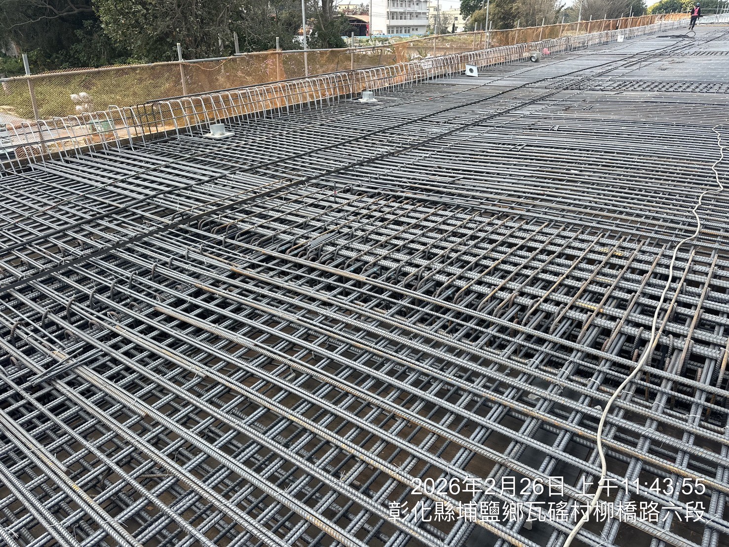 棧橋LEU2鋼筋綁紮.jpg