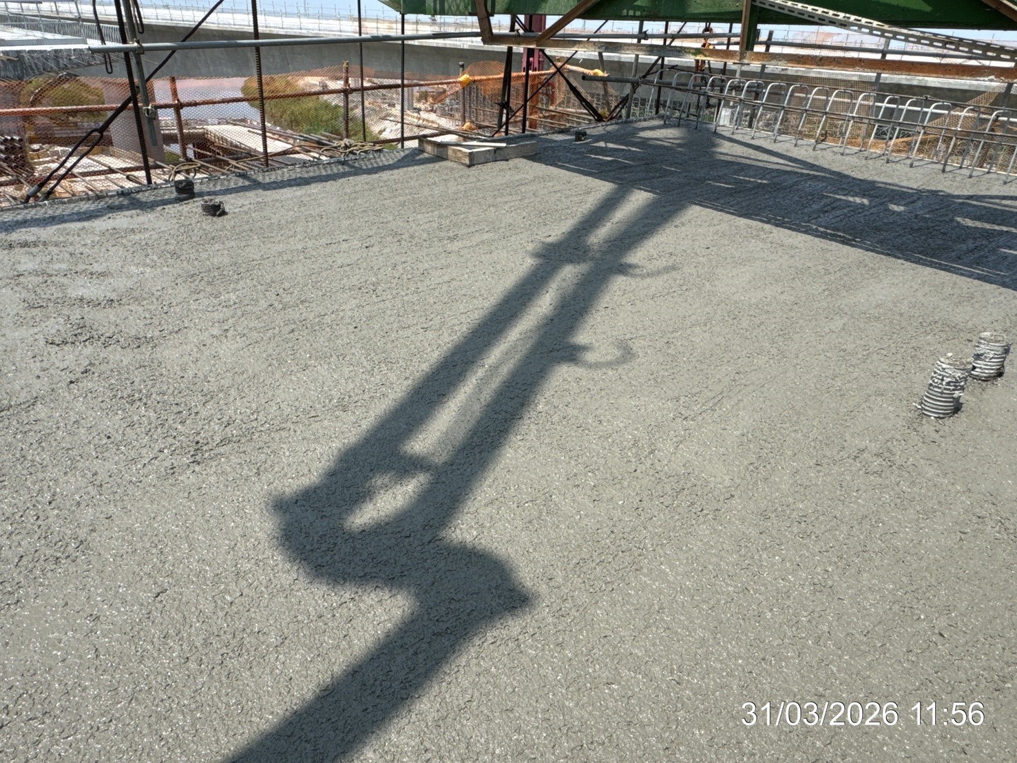 懸臂工法EP7-27,28節塊混凝土澆置.jpg