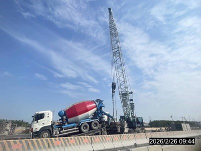 甲.D橋梁下部結構工程 第1工區P1-10基樁混凝土澆置.jpg