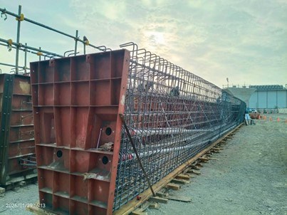 甲.C橋梁上部結構工程 預力梁場預鑄U型梁U5G17鋼筋組立.jpg