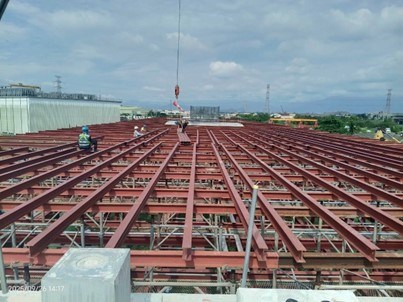 甲.C橋梁上部結構工程 U3場鑄逐跨(P7~P10)鋼質支撐架組立.jpg