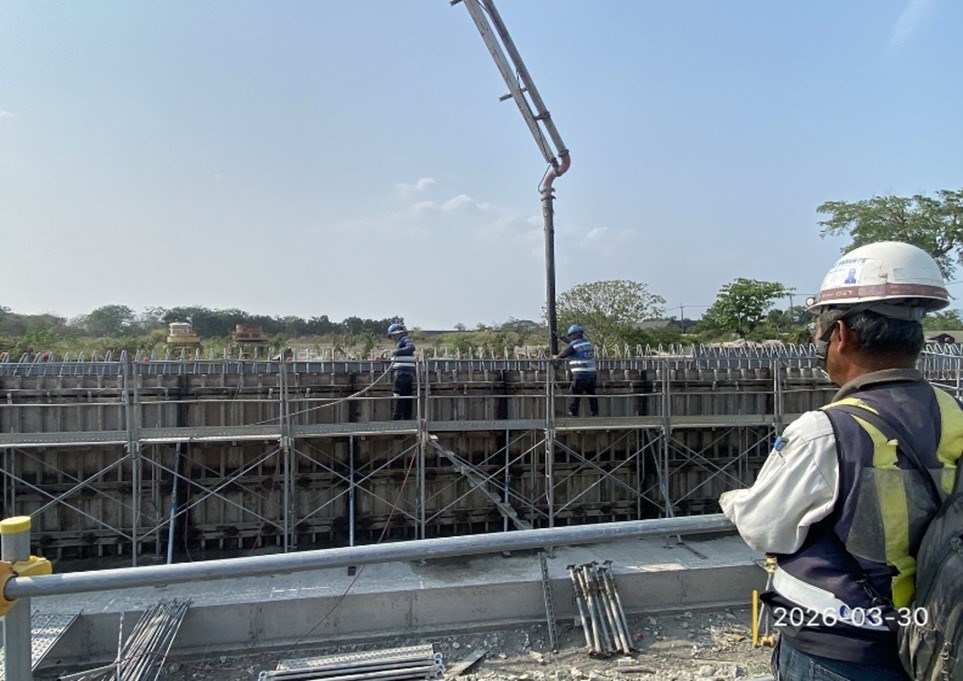 甲.G擋土牆工程 第9工區擋土牆牆身混凝土澆置.jpg