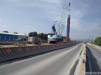 甲.D橋梁下部結構工程 第2工區P5-1基樁鋼筋籠吊放.jpg