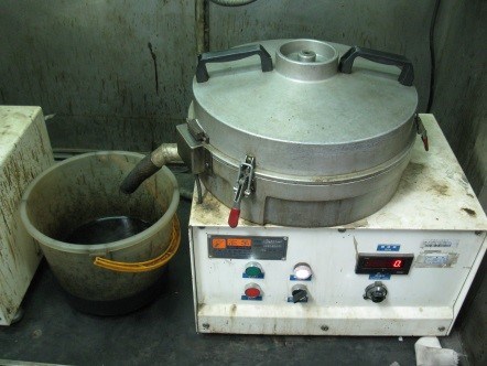 離心機.jpg
