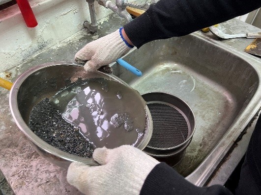 粒料水洗過篩.jpg