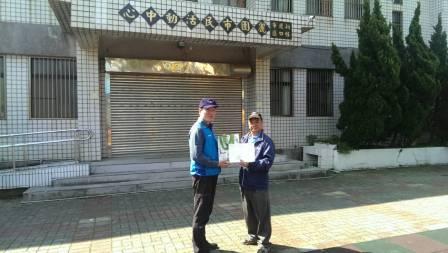 拜訪麗園里里長高齡換照政策